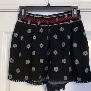NWOT Xhilaration Bohemian Printed Shorts